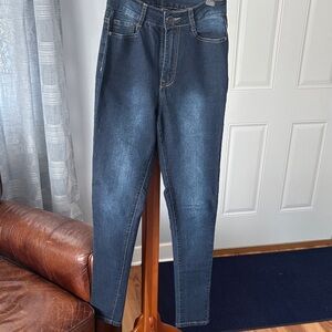 Classic Indigo Skinny Jeans for Women